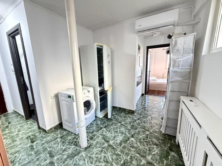 Apartament cu 2 camere decomandat, mobilat în P-ța Reșița