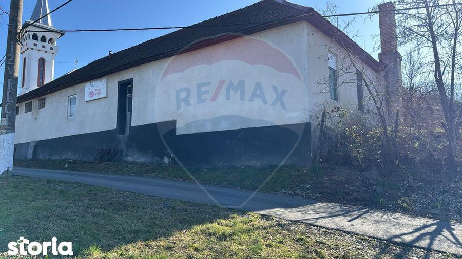 Spațiu comercial, de 85 mp, în Recea