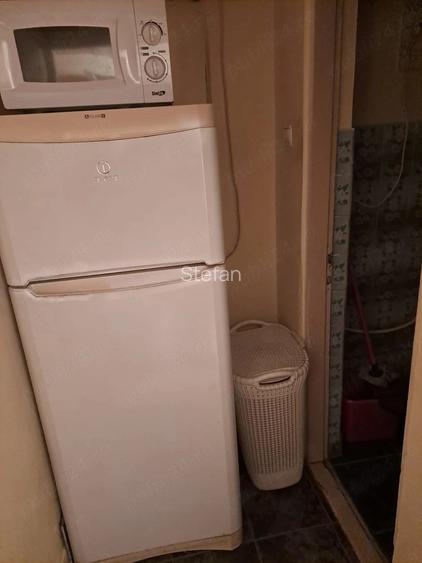 dau in chirie la casa cu intrare separata o camera cu baie pentru o persoana