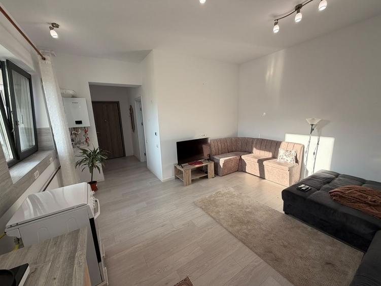 Apartament cu 2 camere decomandat în Națiunile Unite