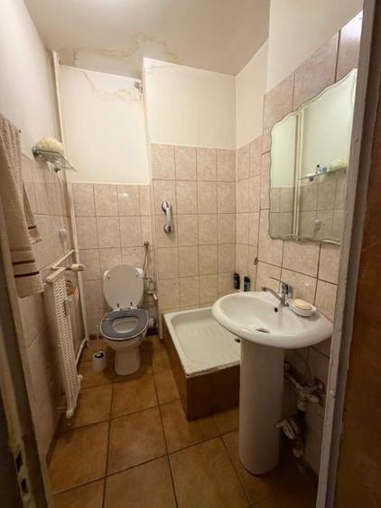 Apartament cu 4 camere în Crângași