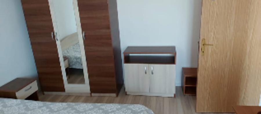 Apartament cu 3 camere decomandat în Dristor