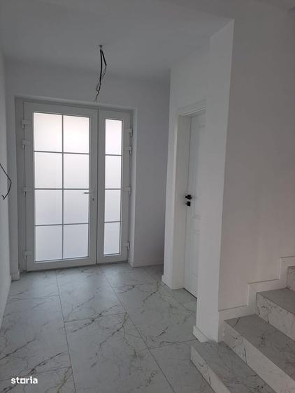 Casă cu 4 camere în Oncea