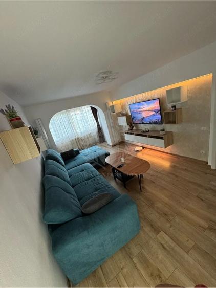 Apartament cu 2 camere decomandat, mobilat în B-dul București