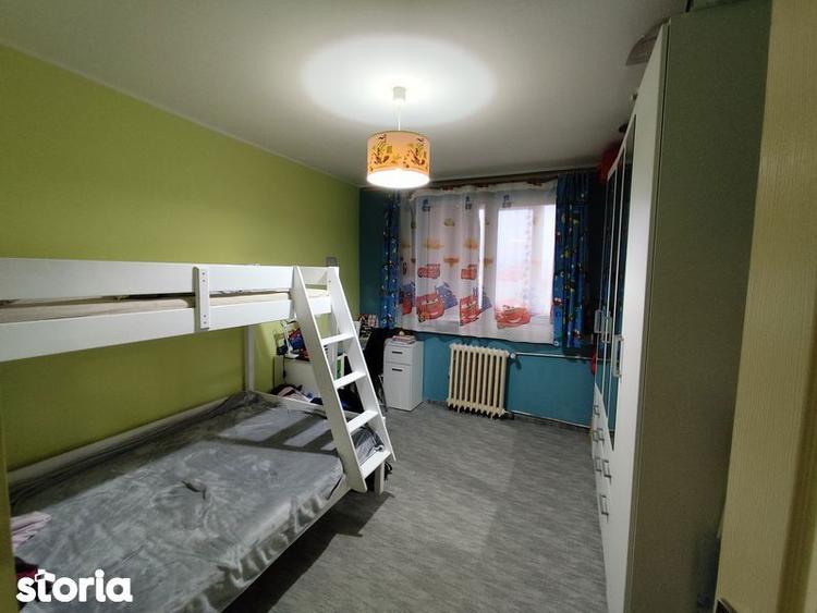 Apartament cu 3 camere, mobilat în Gemenii
