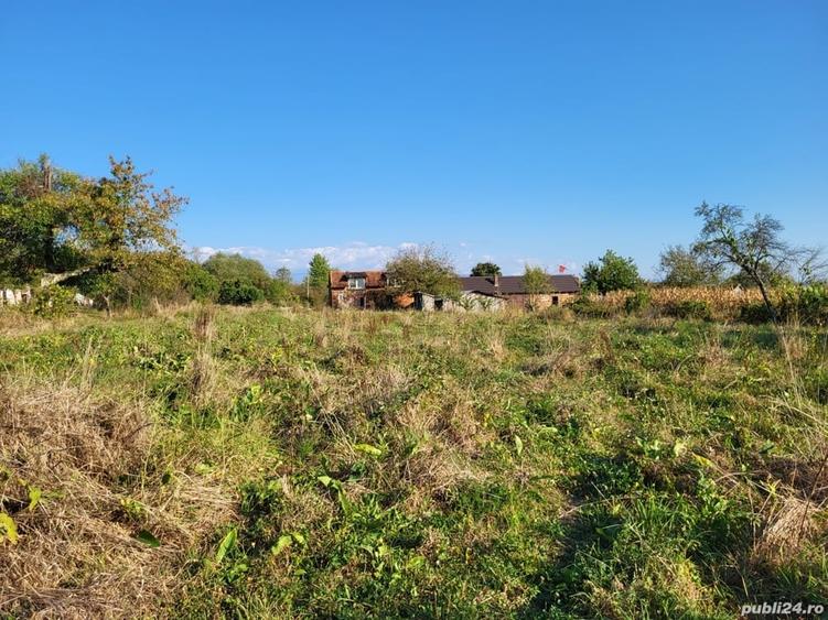 Casă cu 4 camere în Peștere