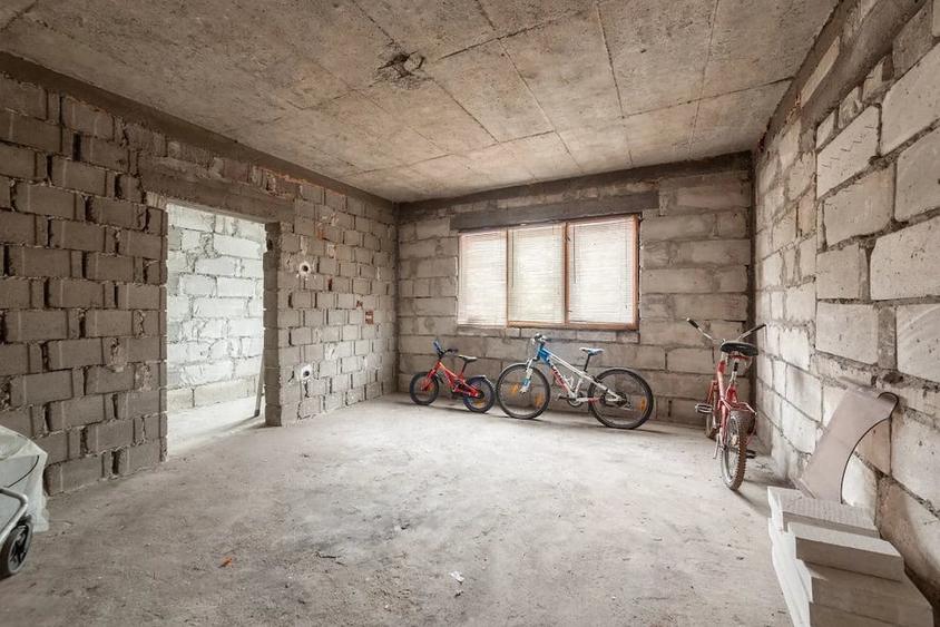 Apartament cu 3 camere decomandat în Nord