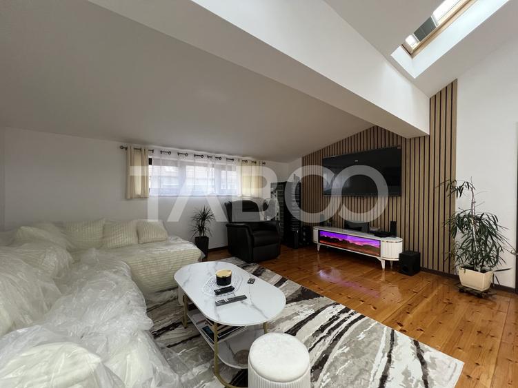 Apartament cu 5 camere semidecomandat, mobilat în Mănăștur
