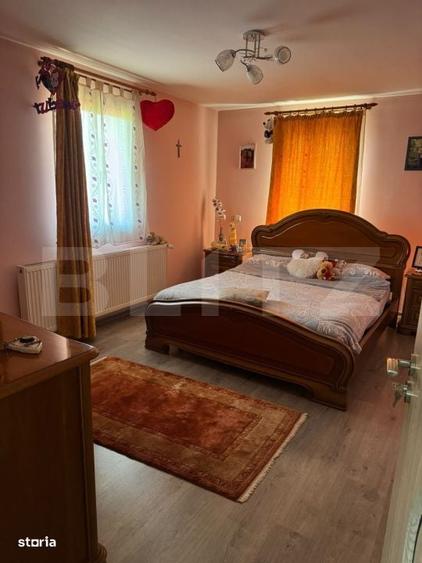 Casă cu 4 camere în Rugășești