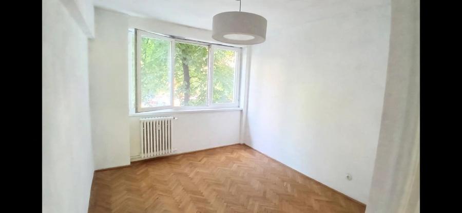 Apartament cu 3 camere în Ștefan cel Mare