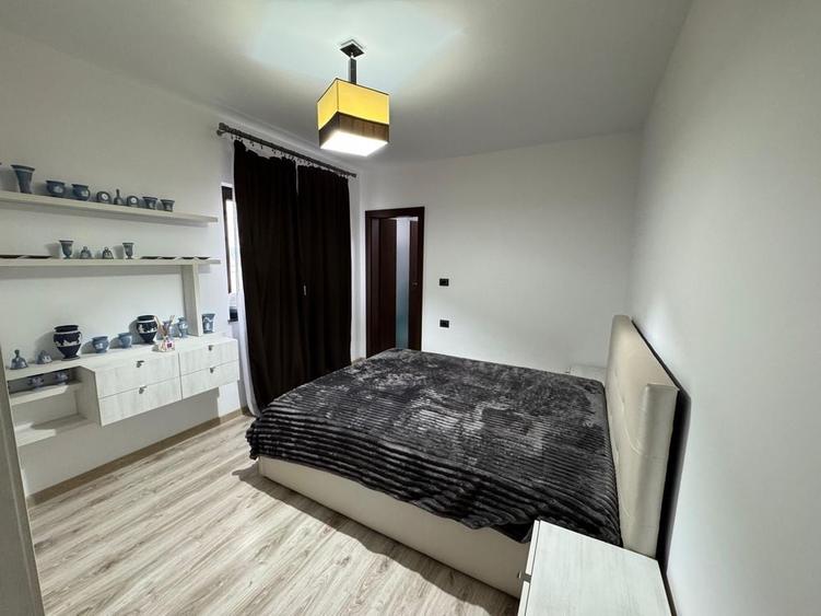 Casă cu 4 camere în Ghercești