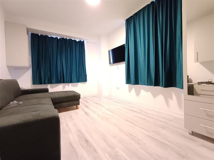 Apartament cu 3 camere decomandat, mobilat în Bularga