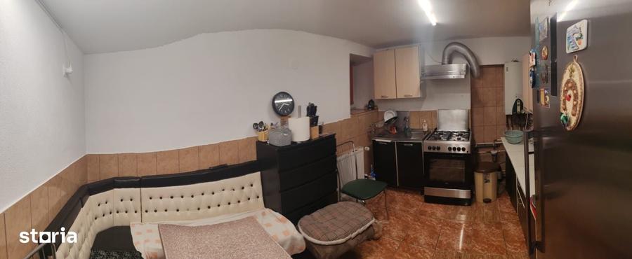 Apartament cu 2 camere în Badea Cârțan