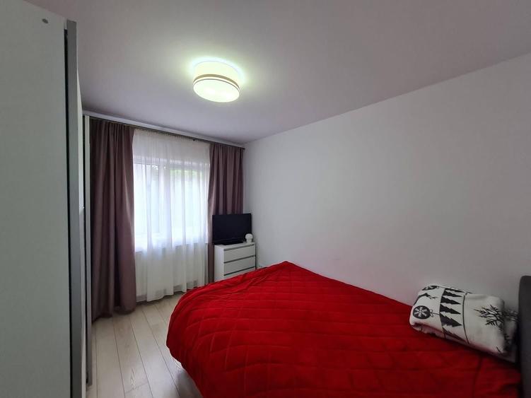 Apartament cu 3 camere decomandat în Drumul Carului