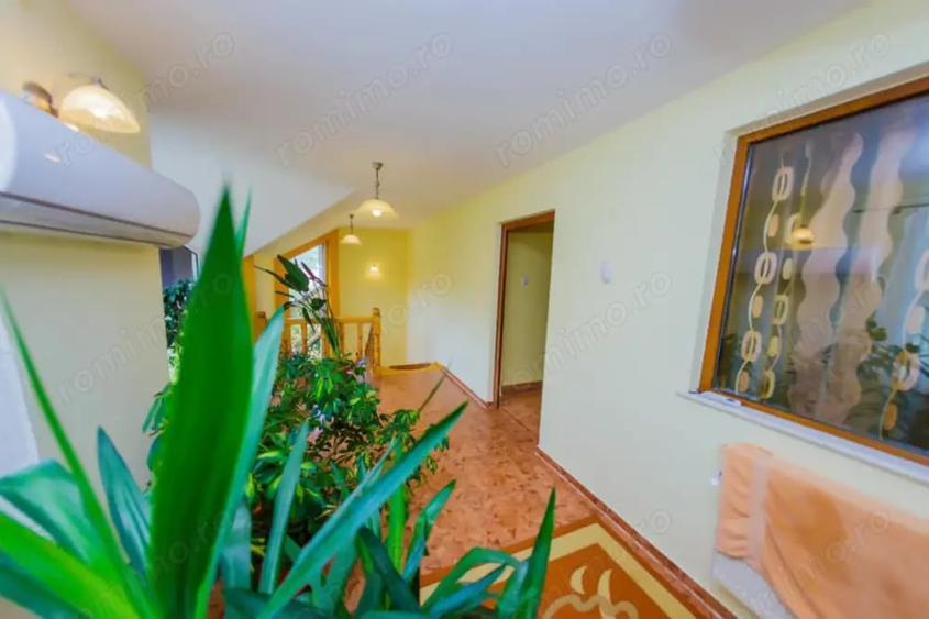 Casă cu 6 camere în Baia Sprie