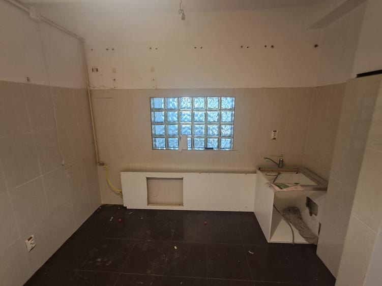 Apartament cu 2 camere decomandat în Bragadiru