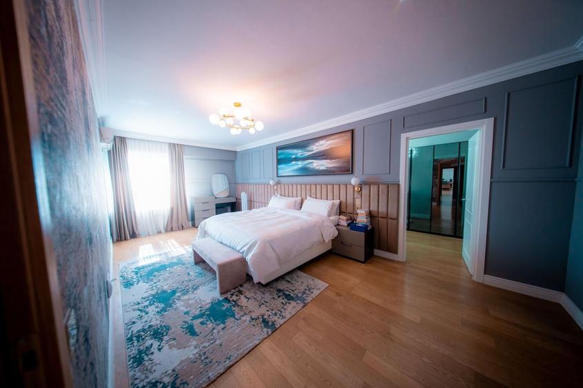 Penthouse cu 6 camere în Floreasca
