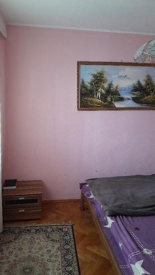 Apartament cu 2 camere semidecomandat în Traian