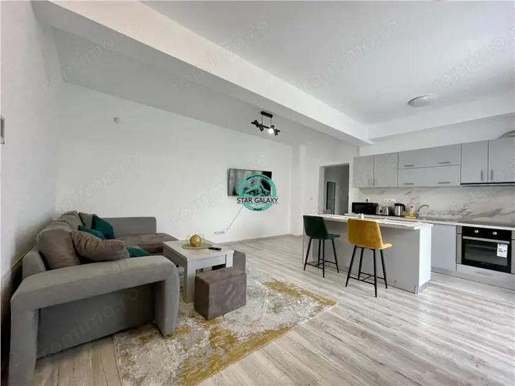 Apartament cu 2 camere, mobilat în Central