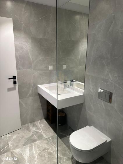 Apartament cu 2 camere semidecomandat, mobilat în 13 Septembrie