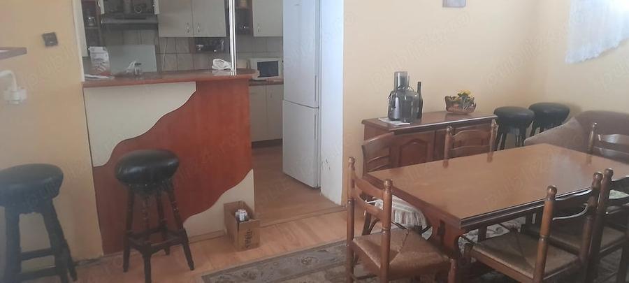 Casă cu 5 camere cu Teren 1050 Mp în Central