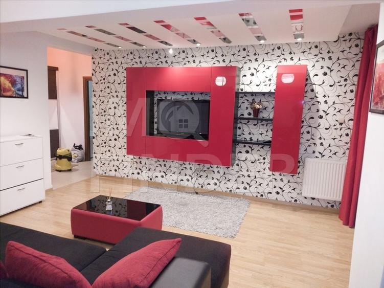Apartament cu 2 camere semidecomandat, mobilat în Bună Ziua
