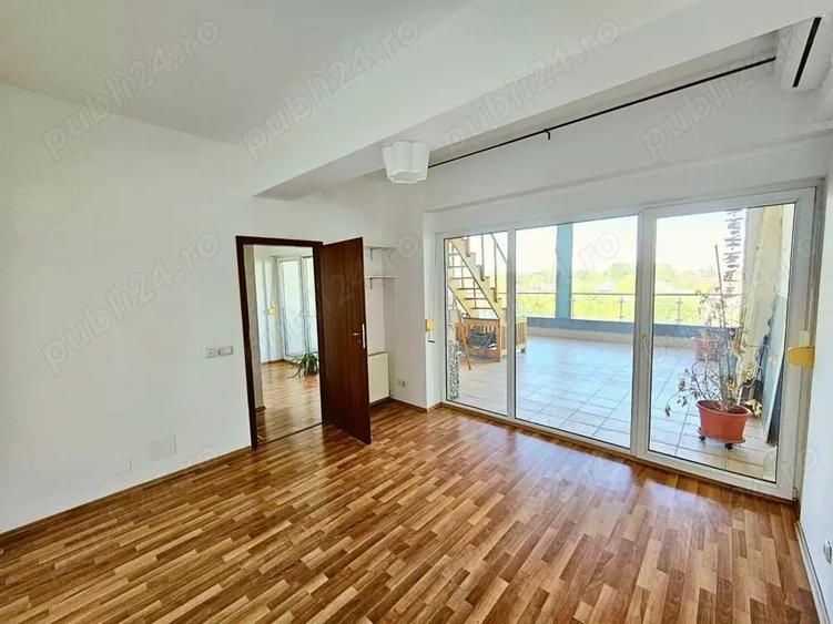 Apartament cu 3 camere, mobilat în Ferme