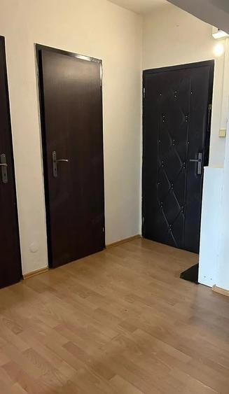 Garsonieră decomandată în Florilor