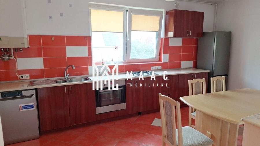 Apartament cu 3 camere, mobilat în Sub Arini