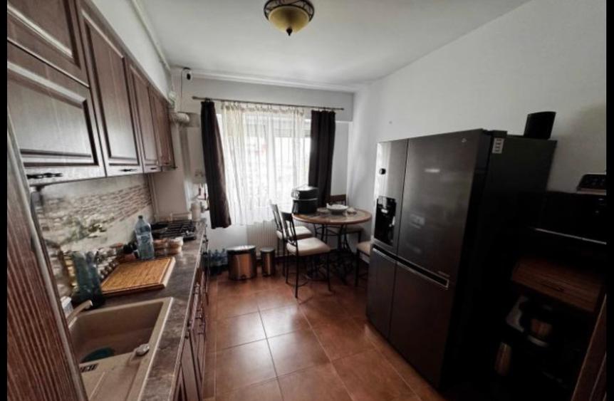 Vânzare apartament 3 camere  Rotar Park1/ metrou Pacii - 5