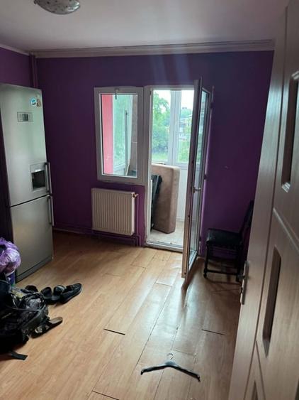 Apartament cu 4 camere în Ferentari