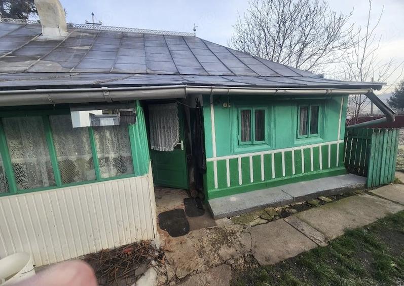 Casă cu Teren 40 Mp în Saucenița