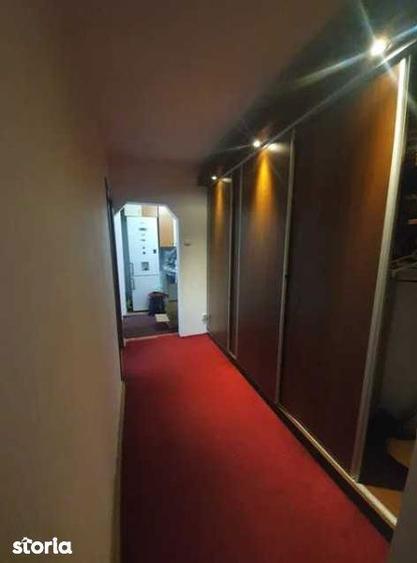 Apartament cu 2 camere în Podu Roș