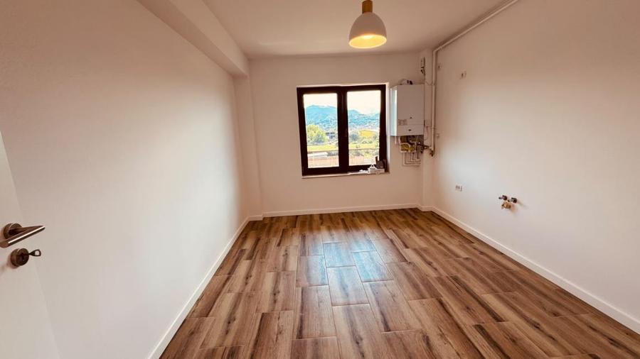 Apartament cu 3 camere decomandat în Griviței