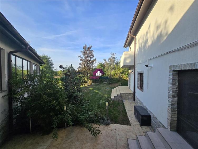 Casă cu 6 camere cu Canalizare în Vlădiceasca