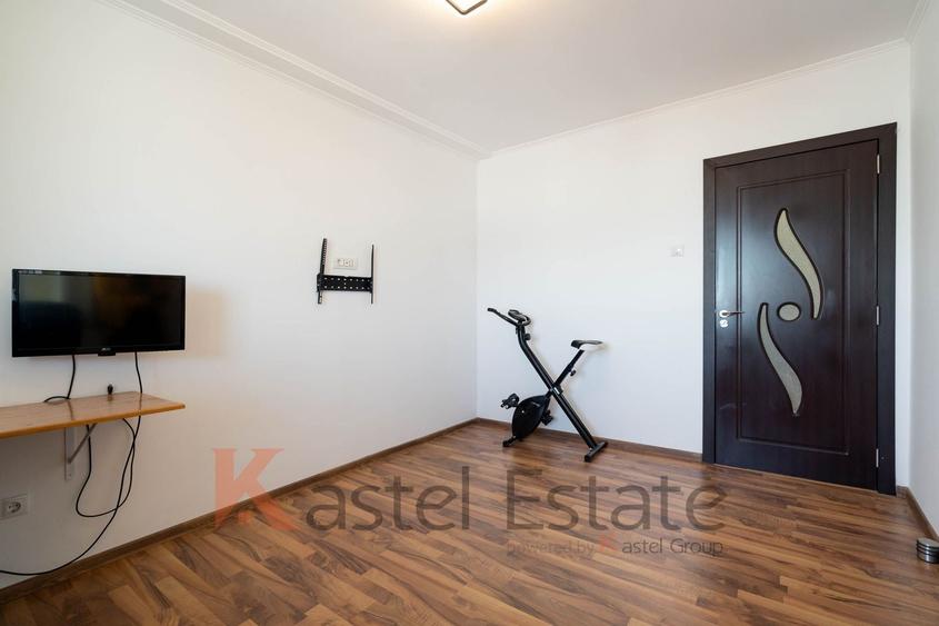 Apartament cu 3 camere semidecomandat, mobilat în Obor