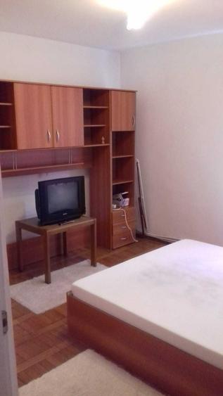 Apartament cu 2 camere semidecomandat în Exterior Vest