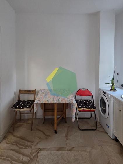 Duplex cu 3 camere cu Canalizare în Sud-Est