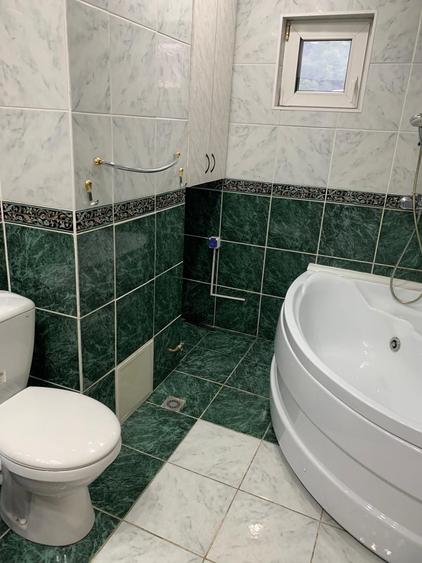 Apartament cu 3 camere semidecomandat în Ultracentral