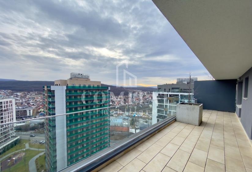 Apartament cu 3 camere semidecomandat în Zorilor