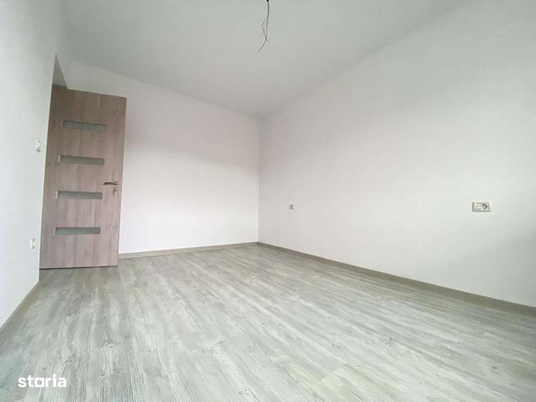 Casă cu 3 camere în Tomești