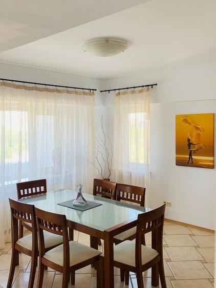 Apartament cu 3 camere decomandat, mobilat în Unirii