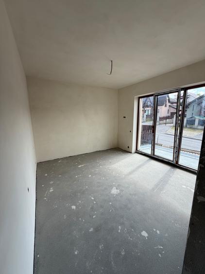 Casă cu 3 camere în Borhanci