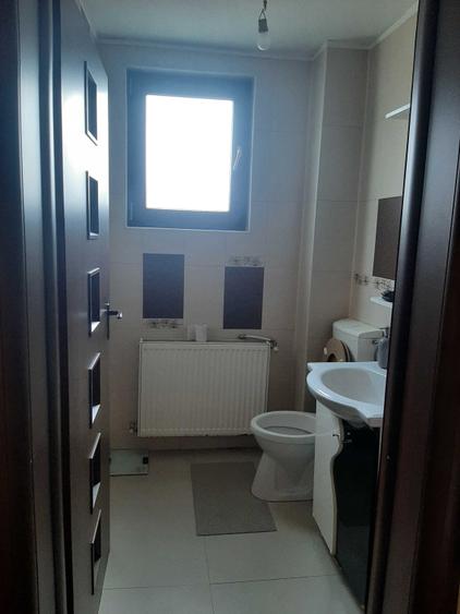 Casă cu 4 camere în Exterior Vest