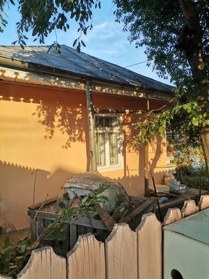 Casă cu 2 camere în Huși