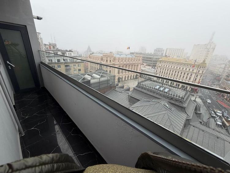 Apartament cu 3 camere, mobilat în Universitate
