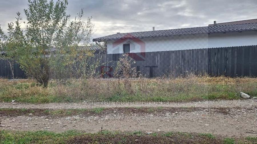 Teren Construcții intravilan de 760 mp, în Sud