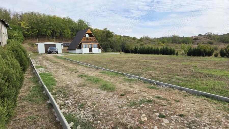 Casă cu 3 camere cu Teren 2500 Mp în Găiseanca