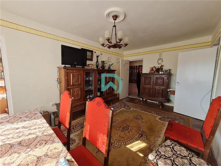 Apartament cu 3 camere circular în Astra