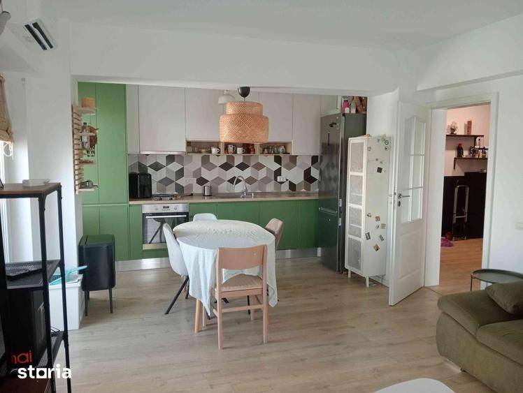 Apartament cu 3 camere, mobilat în Străulești